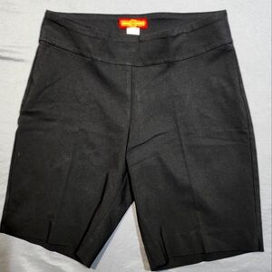 Krazy Larry Solid Pull-On Shorts Womens Size 12 Golf Performancewear Casualwear